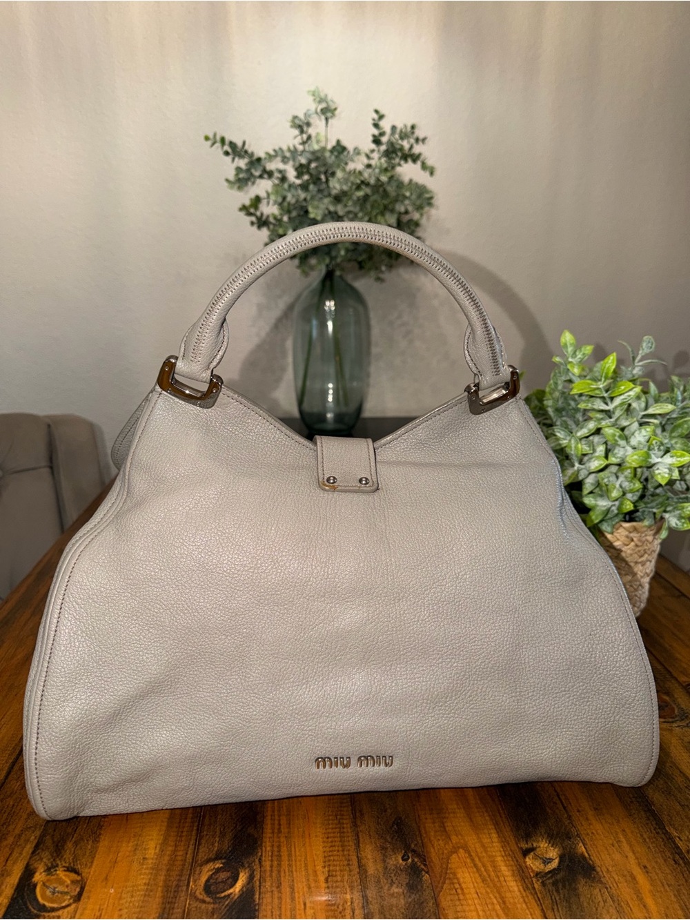 MIU MIU Grey Leather Shoulder Bag - Picture 2 of 16